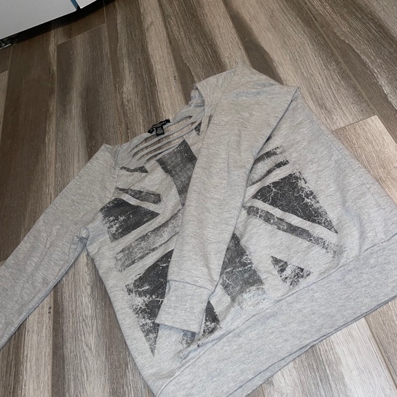 DISTRESSED Y2K UK FLAG SWEATSHIRT - Picture 3 of 3
